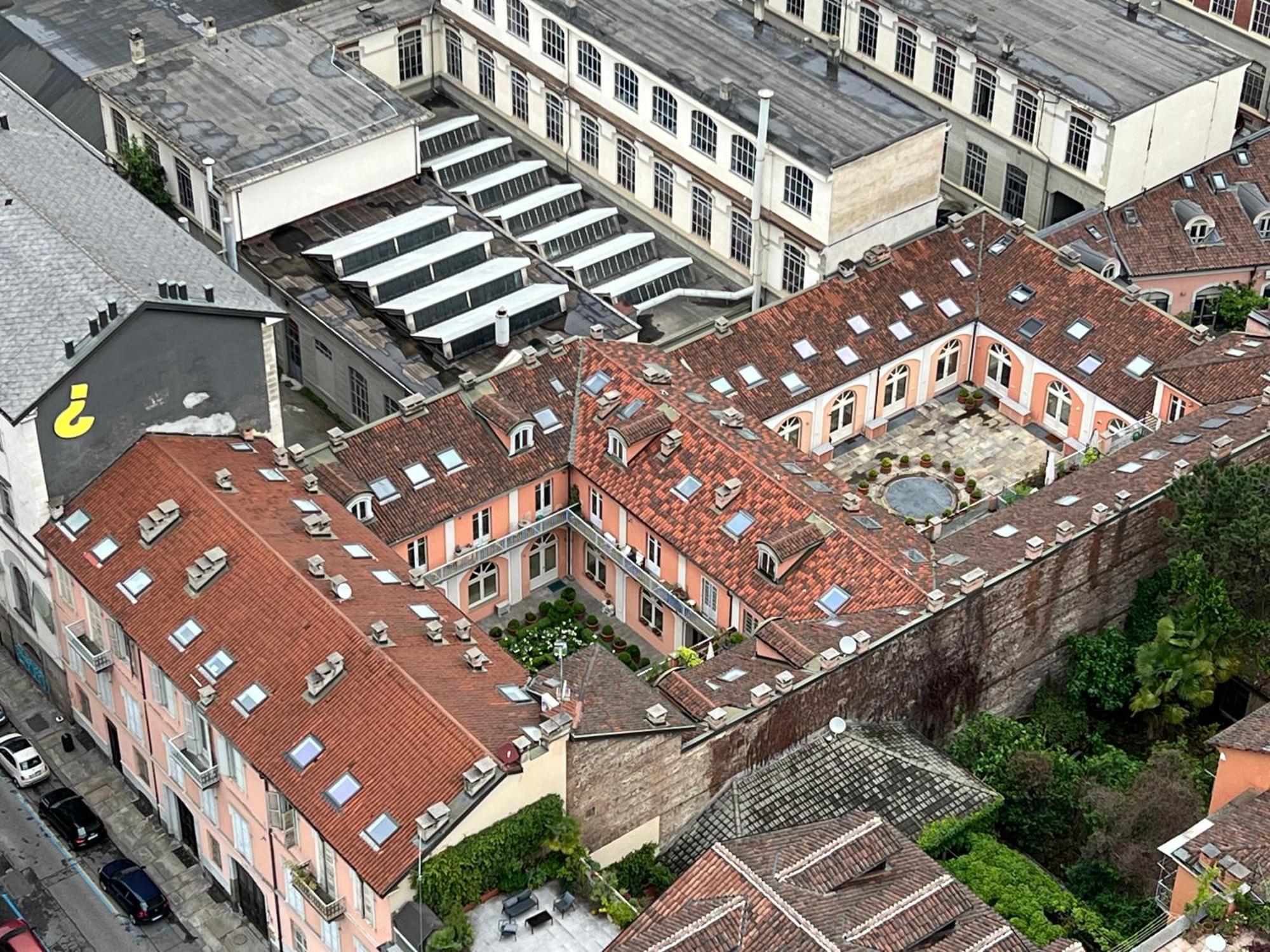 Ai Piedi Della Mole Apartment Turin Exterior photo